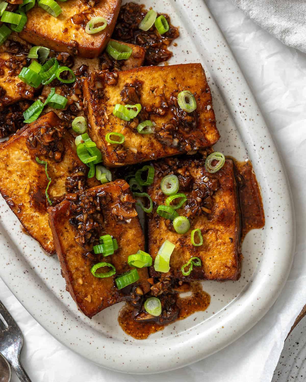 Einfaches Tofu Adobo 2 completed Easy Tofu Adobo on plattera