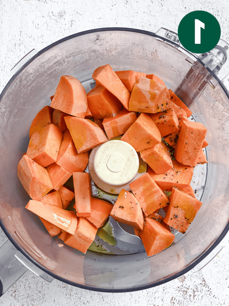 Einfacher Süßkartoffelreis 4 Verarbeitungsschritt: Süßkartoffeln im Food Processor