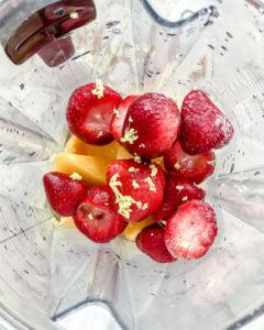 Ingwer-Frucht-Smoothie 4 Zutaten für Ingwer-Frucht-Smoothie im Mixer