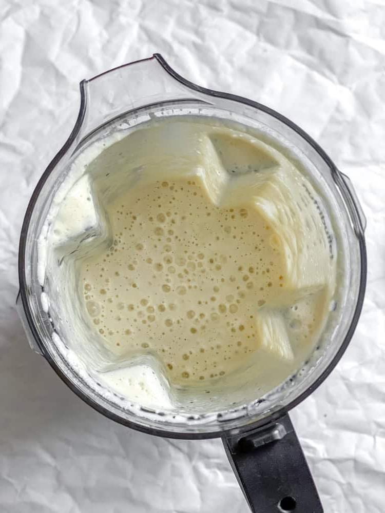 Geröstete Blumenkohlsuppe 5 Schrittbild: Pürierte Zutaten im Mixer.