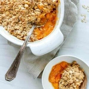 Veganer Aprikosen-Streusel 3 Aprikosen Crisp Pflanzlich mit kleinem Budget 5 1