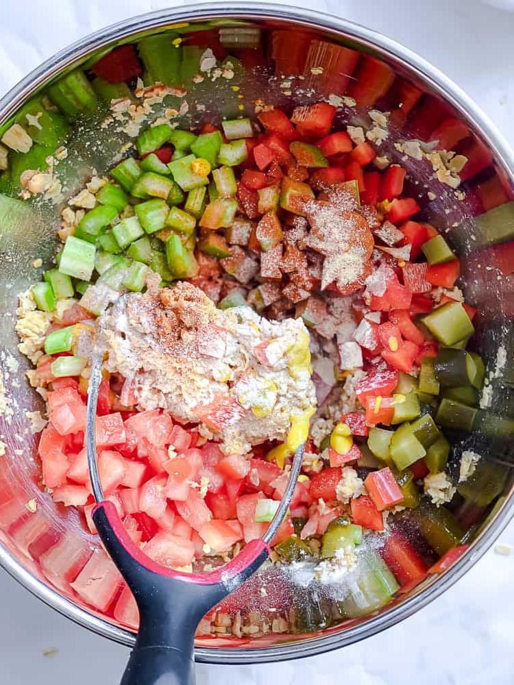 Veganer Kichererbsensalat 6 Prozessaufnahme: Zutaten zusammen in Schüssel