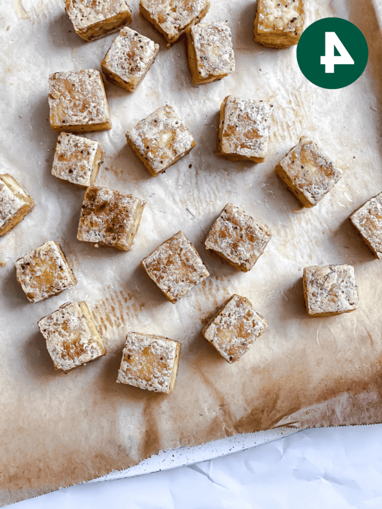 Knuspriger Gebackener Tofu 7 Prozessaufnahme: Tofu auf dem Backblech