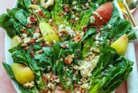 Sweet Pear & Sharp Gorgonzola Gem Salad