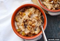 Spiced Apple Baked Oatmeal