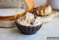 Aromatic Roasted Garlic Butter